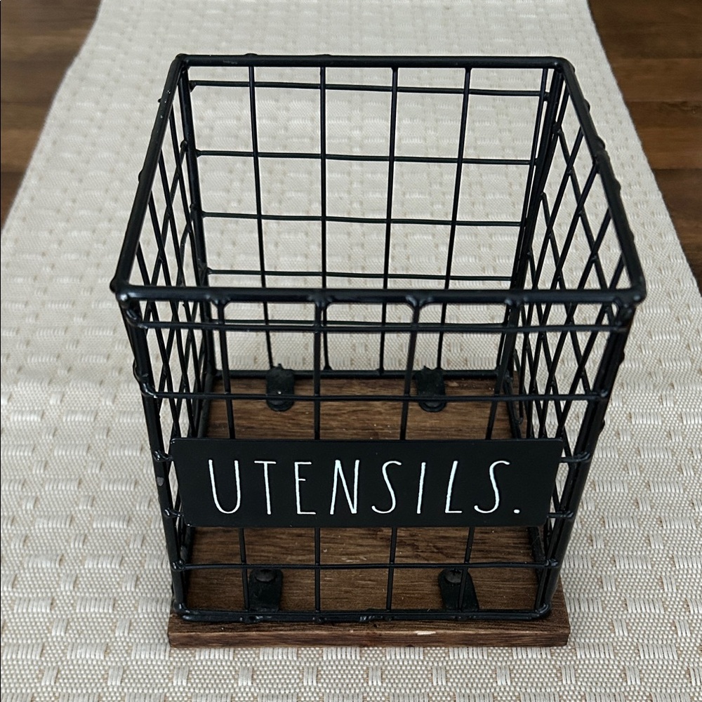 Utensils Black Wire Mesh Countertop Caddy with Wood Base